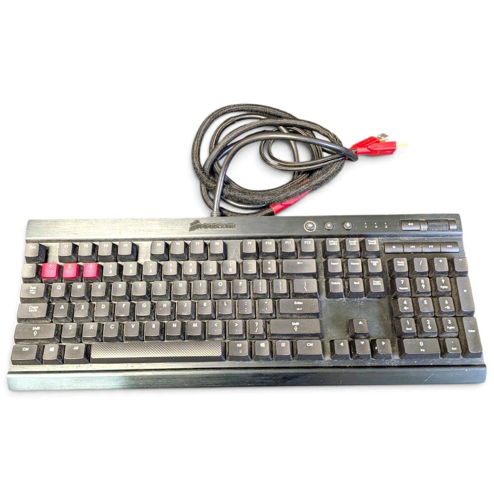 Corsair Vengeance K70 Mechanical Gaming Keyboard Cherry MX Red Backlit USB